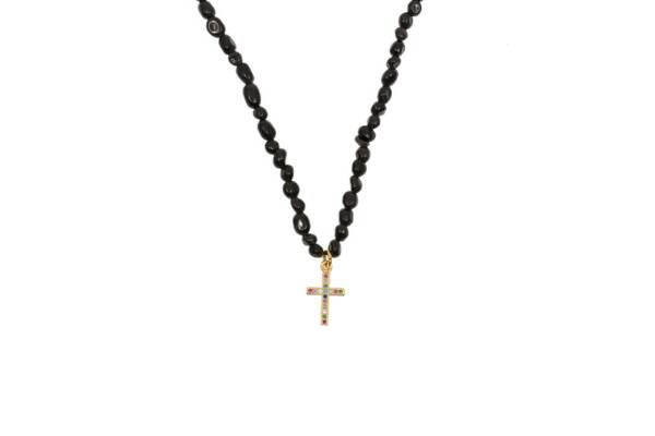 Collar de piedras ovaladas con Cruz de Circonitas. Color Agatha Negra