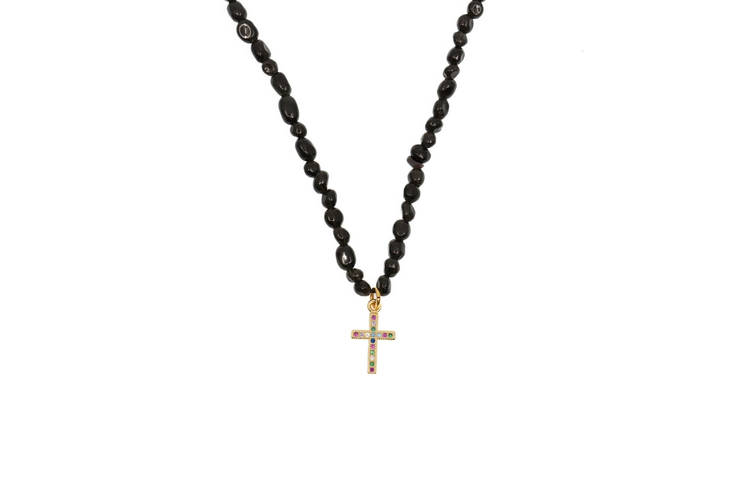 Collar de piedras ovaladas con Cruz de Circonitas. Color Agatha Negra